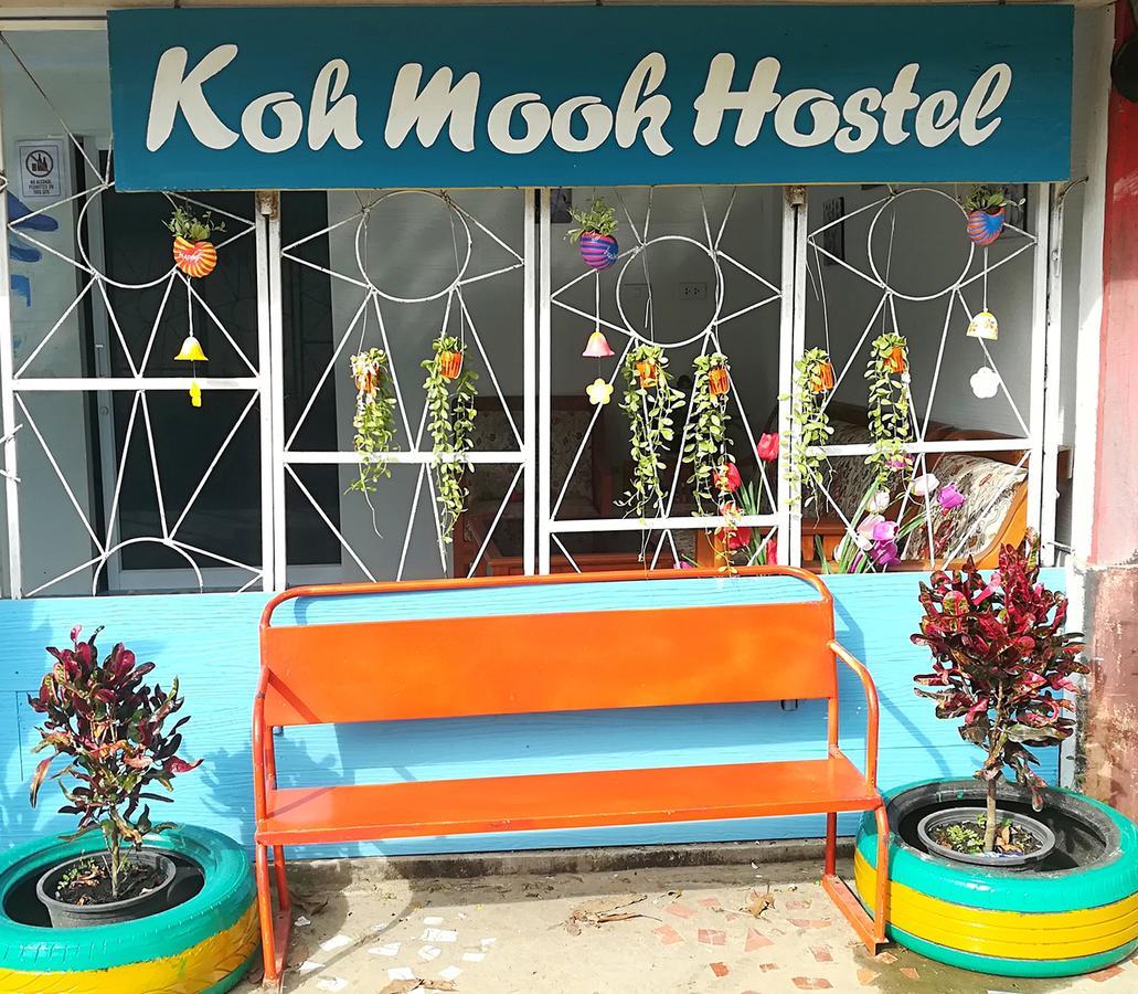 Koh Mook Hostel Esterno foto